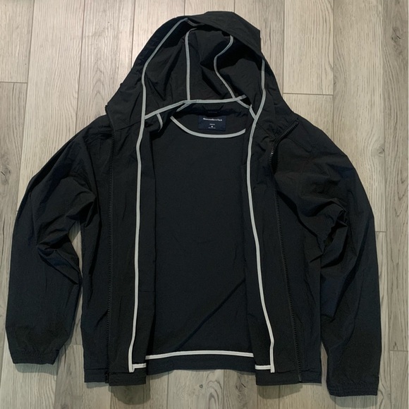 Men's Abercrombie & Fitch Reflective Rain Jacket Size Medium - Picture 8 of 9